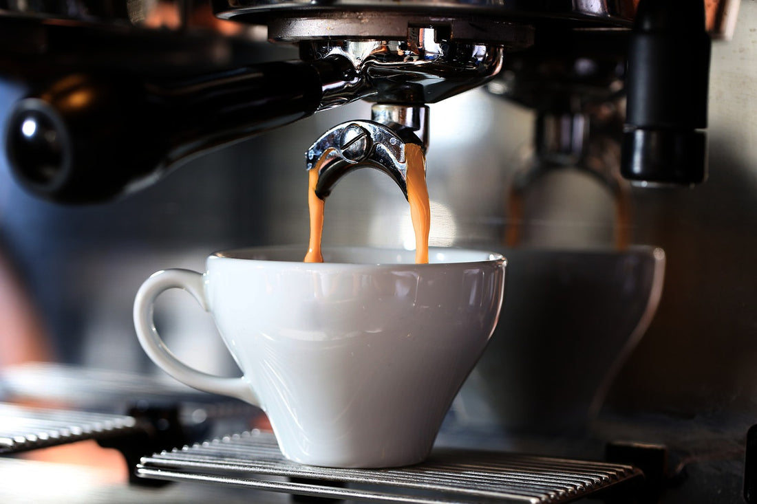 Celebrare la Giornata del Caffè con NeroMilano Caffè: Un Viaggio Tra le Migliori Miscele Italiane